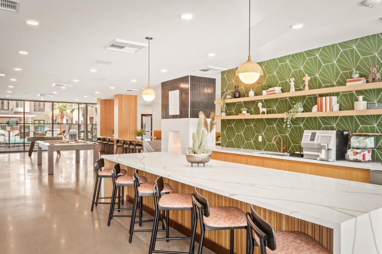 Locale Midtown Phoenix Eksteriør bilde